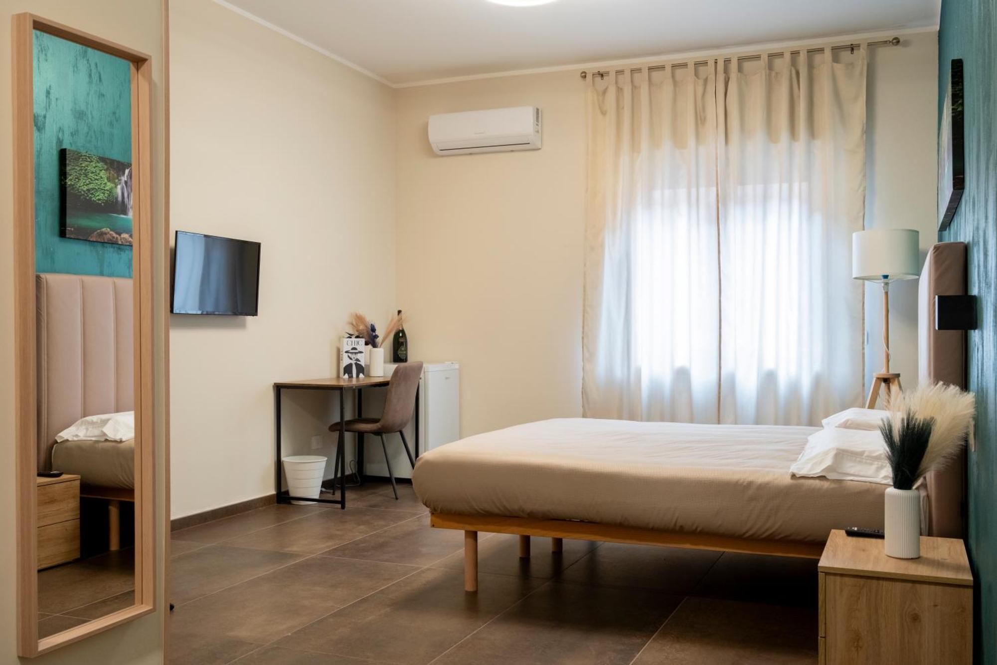 Russ0 Rooms Катандзаро Экстерьер фото
